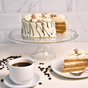 下午茶摩卡咖啡提拉米苏蛋糕图片